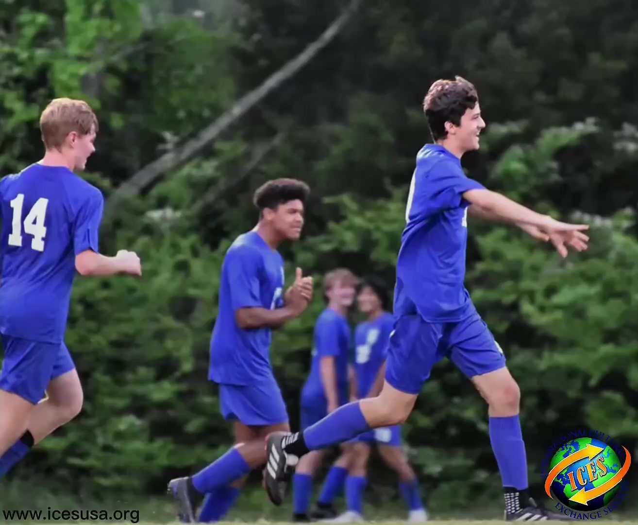 copy_1D62EC04-AD90-40C1-B5FC-911967784E6A